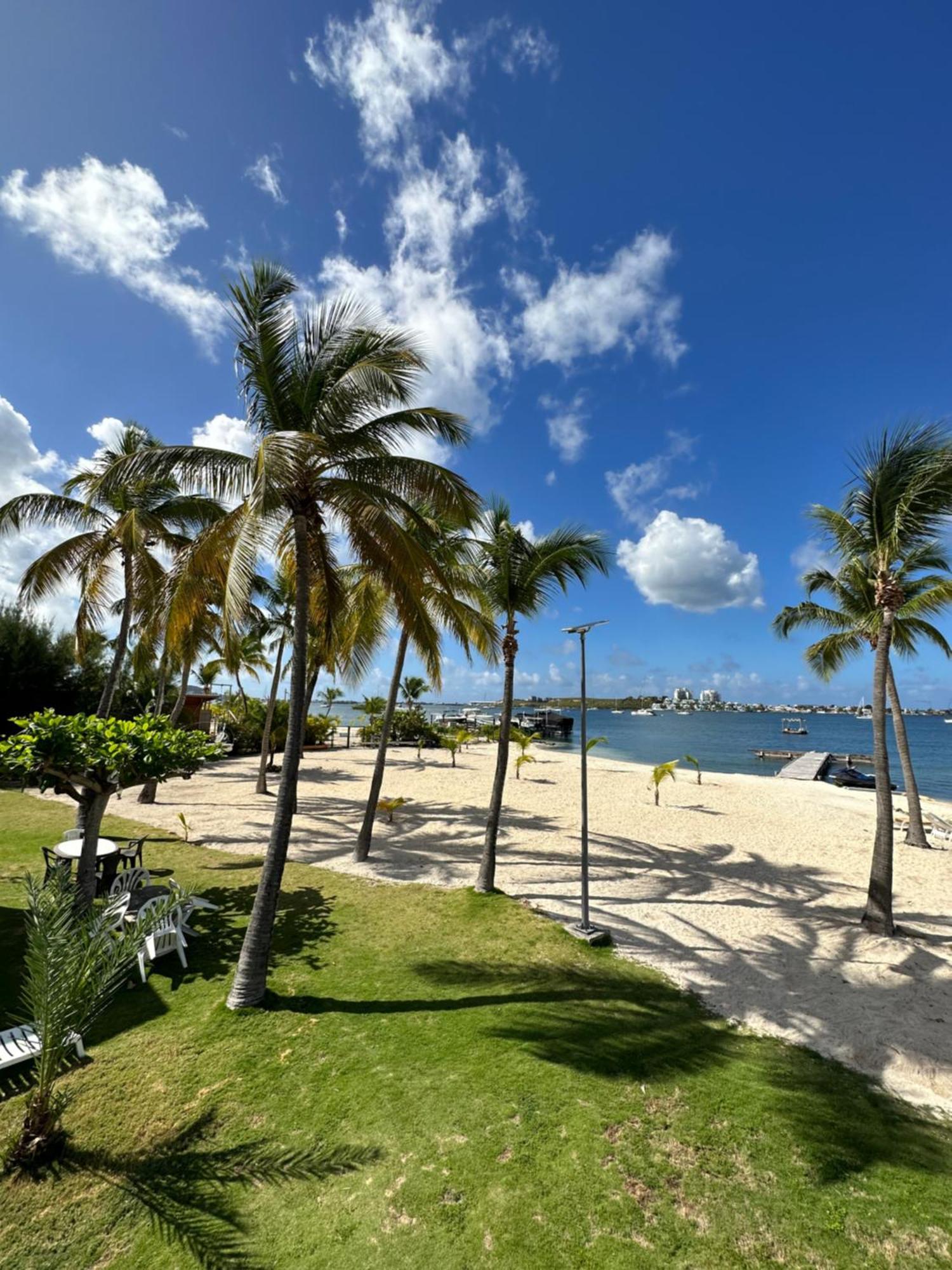 One Life Vue Lagon Sandy Ground Extérieur photo